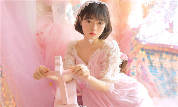 石棉供卵试管代怀生子多少钱？这一直是很多不孕不育家庭关注的话题。在中国，不孕不育的发生率越来越高，根据《中国不孕不育现状调研报告》显示，育龄夫妇的不孕不育率从20年前的3%增长至现在的12.5%-18.2%，患者人数高达6000万以上。在这样的背景下，许多家庭通过供卵试管来实现自己的生育梦想。那么，供卵试管代怀生子的费用到底是多少呢？